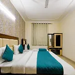 Room In Bb - Hotel Mayank Residency