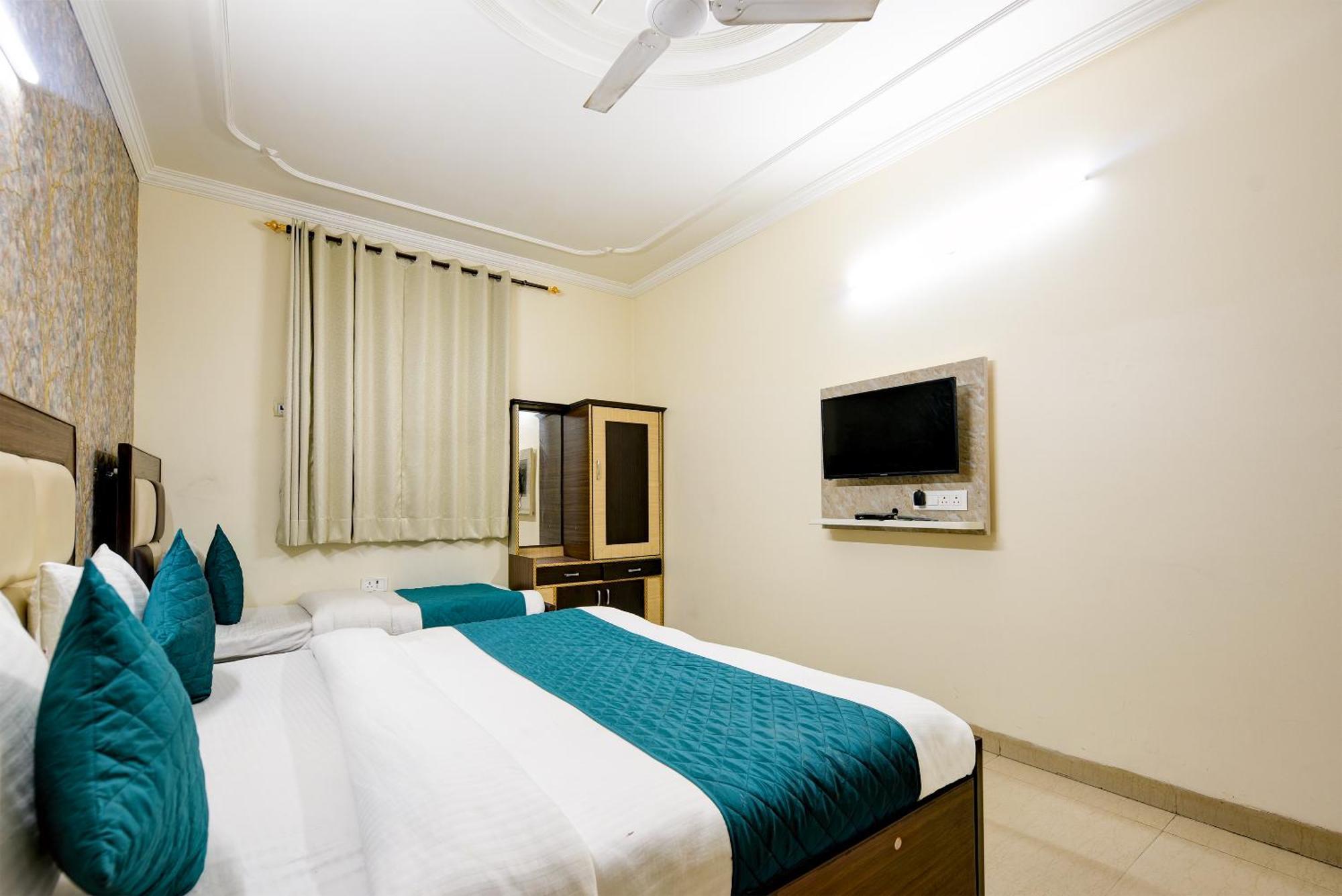Guest house In Bb - Mayank Residency