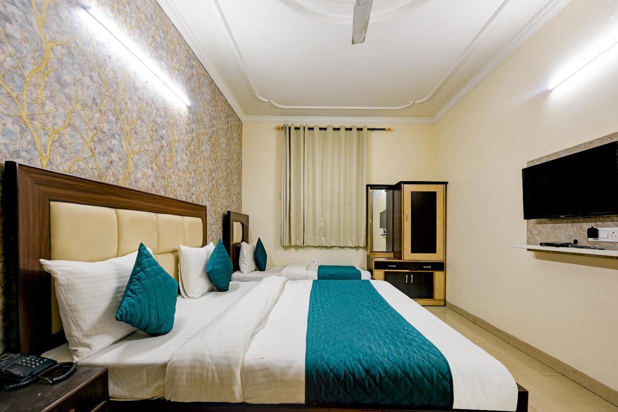 Guest house In Bb - Mayank Residency