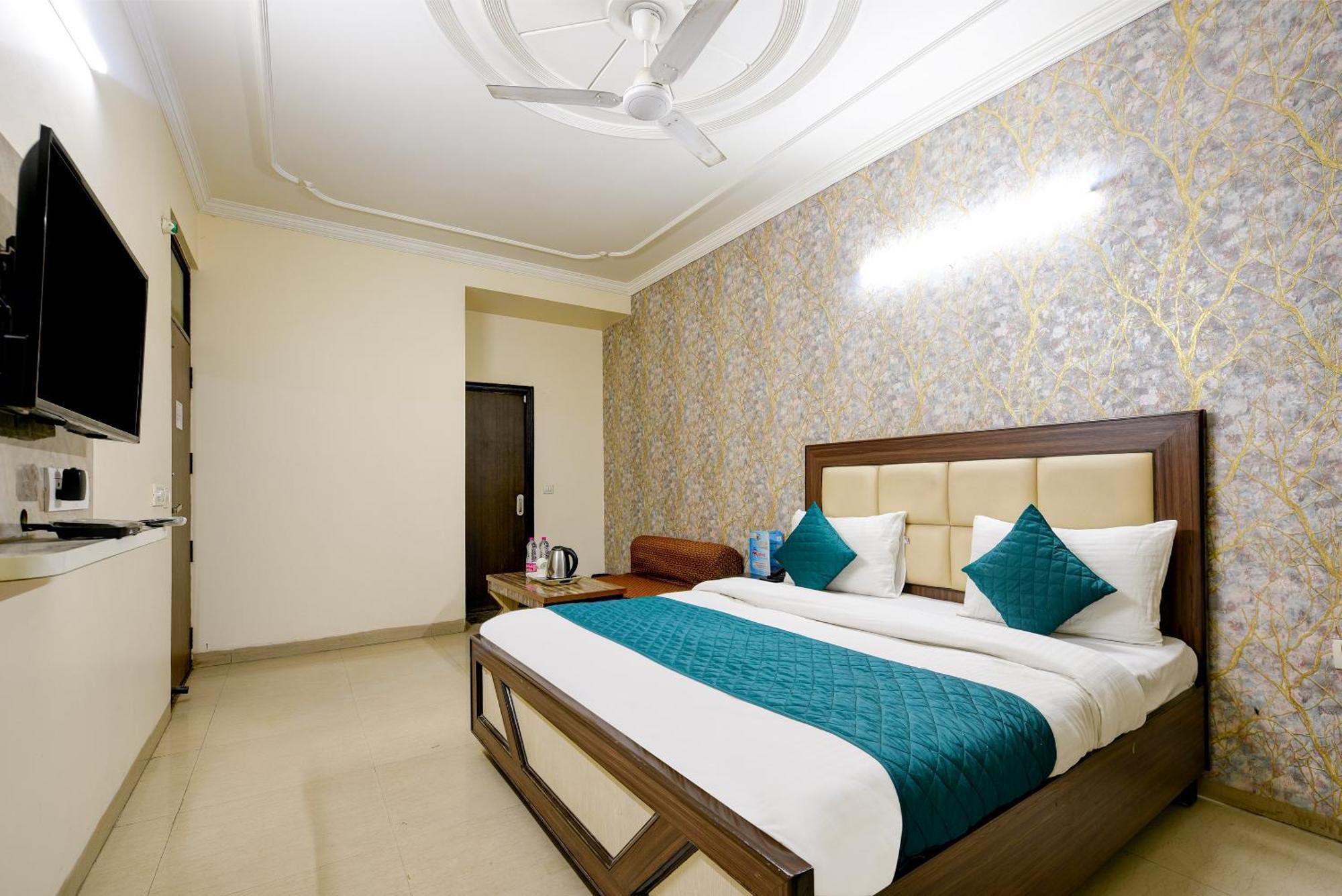 Guest house In Bb - Mayank Residency