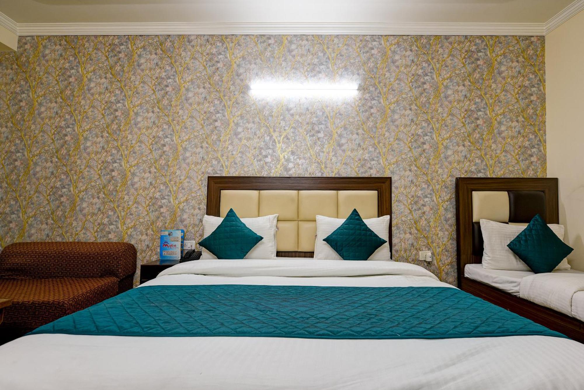In Bb - Mayank Residency * New Delhi